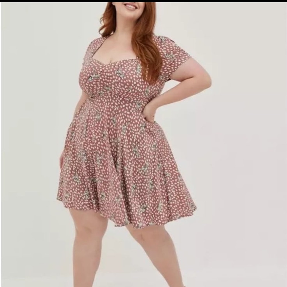 Torrid Disney Bambi shirred bodice stretch challis skater dress size 1 (14-16)